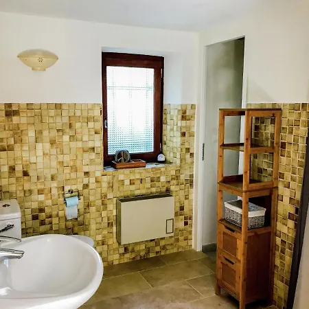 With Private Swimming Pool In Wonderful, Peaceful Setting