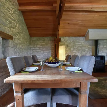 בית נופש With Private Swimming Pool In Wonderful, Peaceful Setting