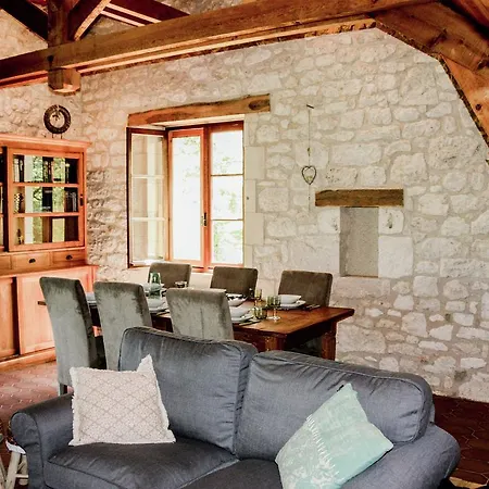בית נופש With Private Swimming Pool In Wonderful, Peaceful Setting Albas (Lot)