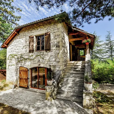 With Private Swimming Pool In Wonderful, Peaceful Setting